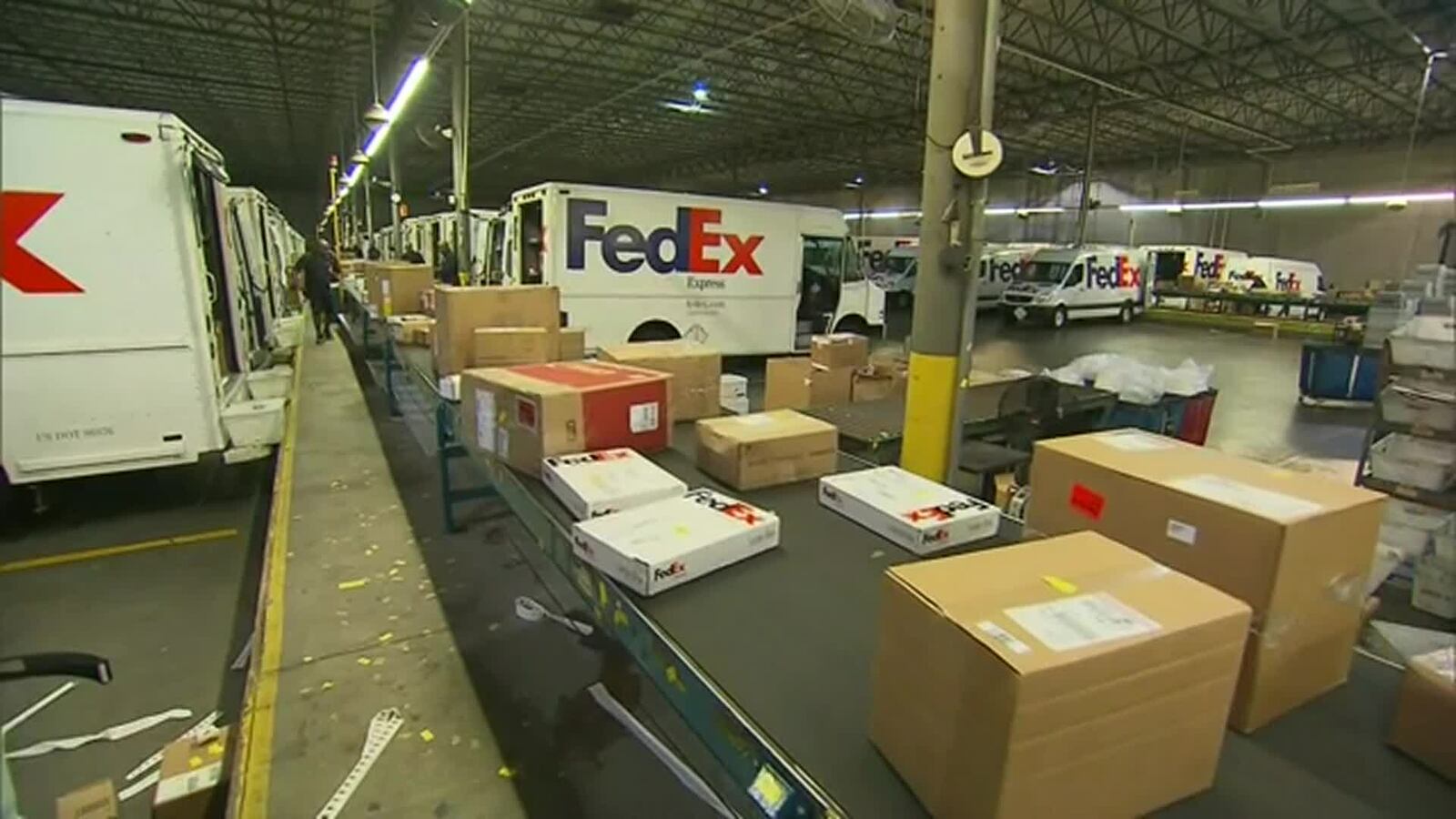 FedEx files building permit for $220M expansion at Memphis hub
