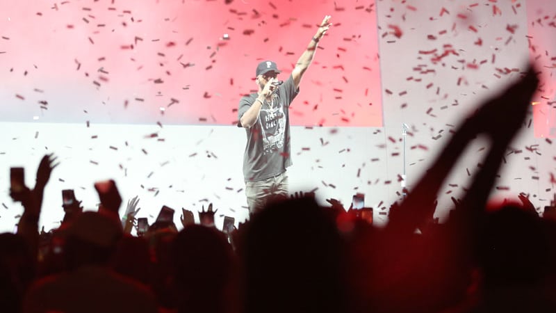 Bryson Tiller graduates from Louisville high school