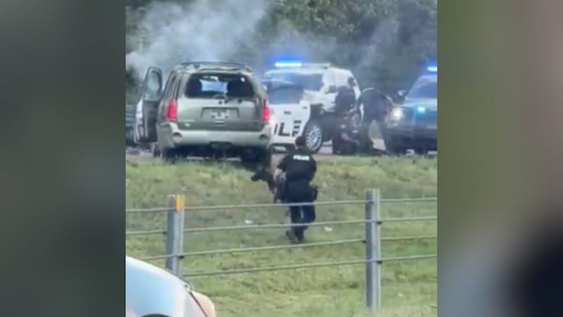 Crash involving Hernando police causes traffic closure on I-55
