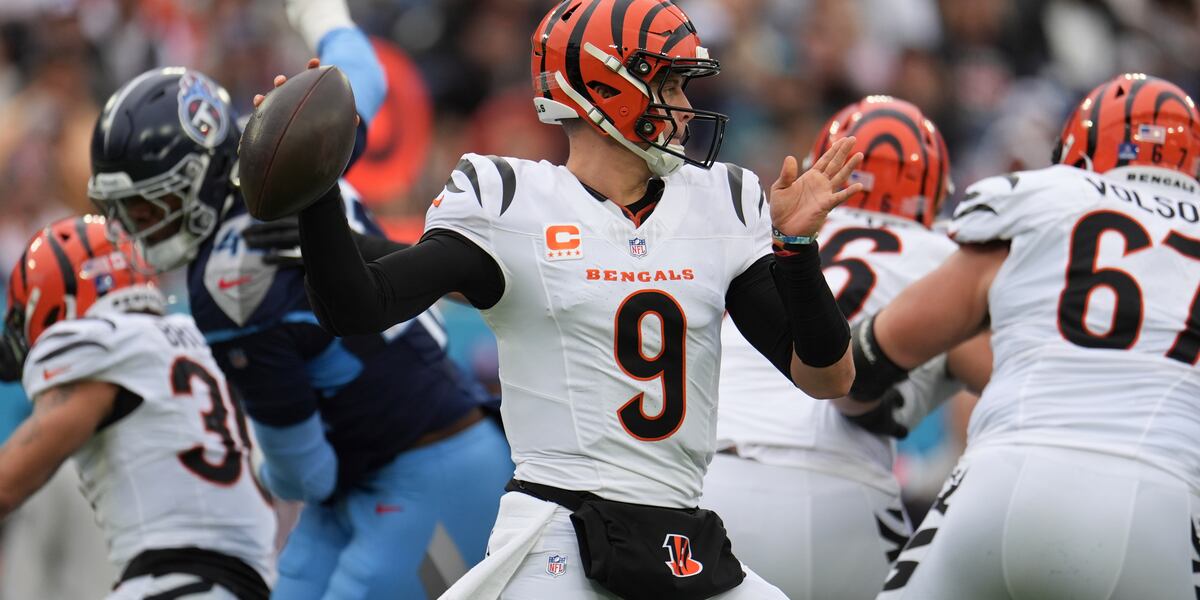 Collierville Police present colors in Tennessee Titans face-off against the Bengals Collierville Police present colors in Tennessee Titans face-off against the Bengals