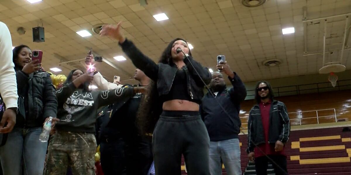 Yeah Glo! GloRilla donates 25,000 to Melrose High School