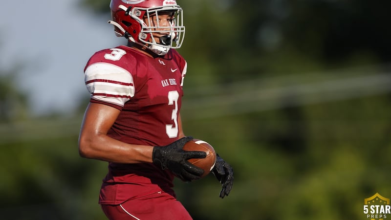 Oak Ridge's Malik Howard commits to Tennessee
