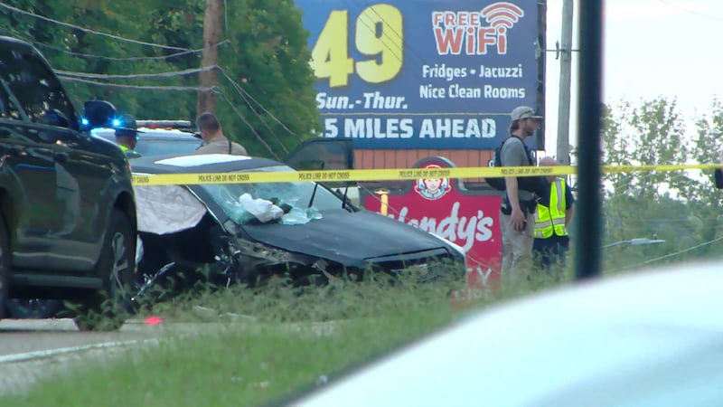 Woman dead, 2 hurt after wanted driver fleeing Memphis Safe Task Force causes multi-vehicle crash