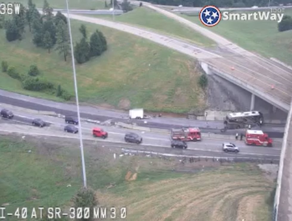 Memphis Police are advising drivers find an alternate route after a wreck on Interstate 40...