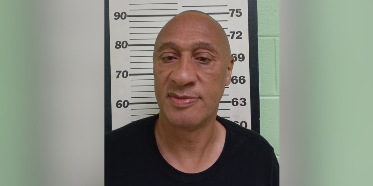 Jail administrator arrested for DUI in Tunica