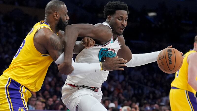 LeBron James has third straight triple-double as Lakers rally for 128-123 victory over Grizzlies