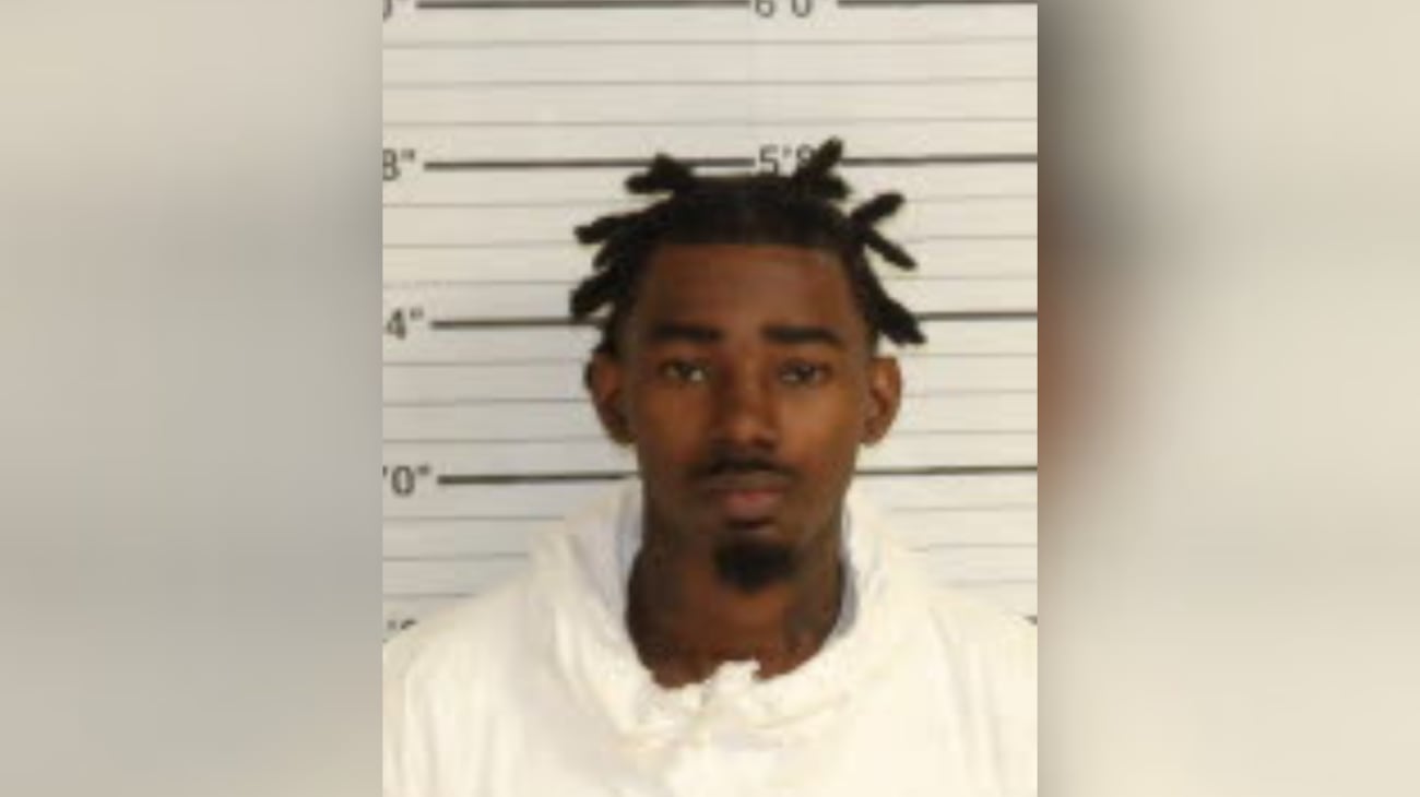 Tyrese Jones, 26(Memphis Police Department)