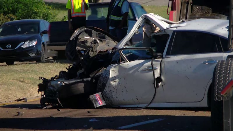 Scene of critical crash in the 400 block of Lamar Avenue in Memphis, Monday, Sept. 28, 2026