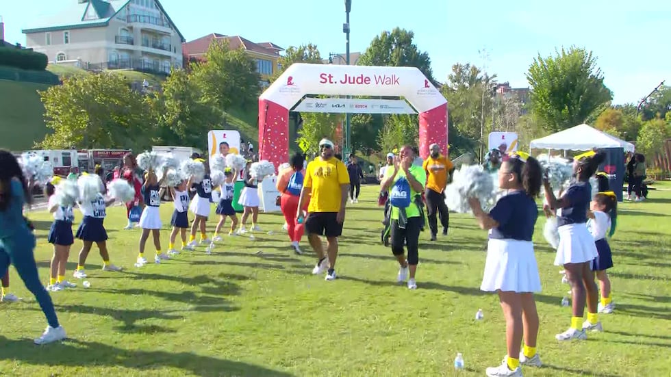 Many gather at Tom Lee Park for the 2026 St. Jude Walk