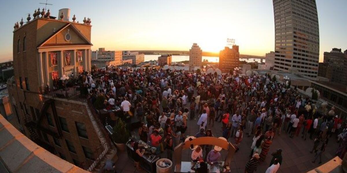 peabody rooftop party dress code New Year's Eve