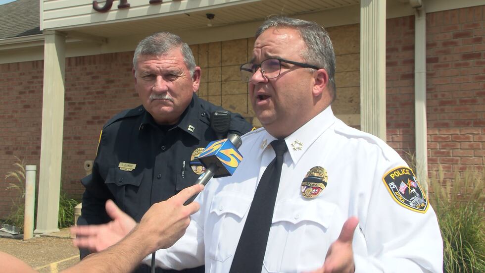 $10K reward offered after thieves take off with over 160 guns from ...