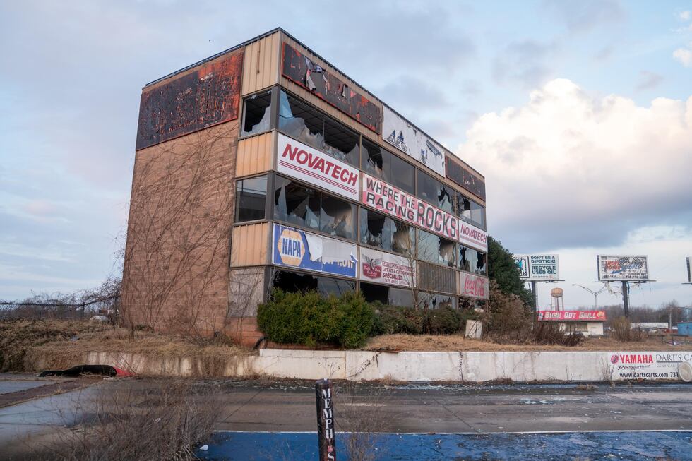 Ground breaks for renovations at Memphis International Raceway