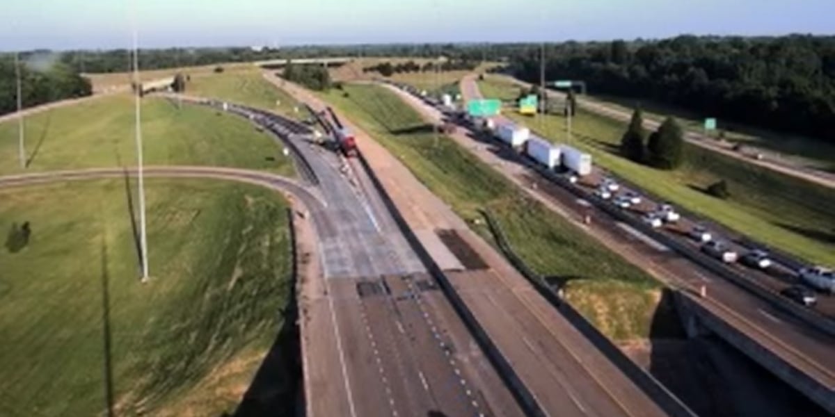 Lanes Reopen After Crash I 40 Per Tdot